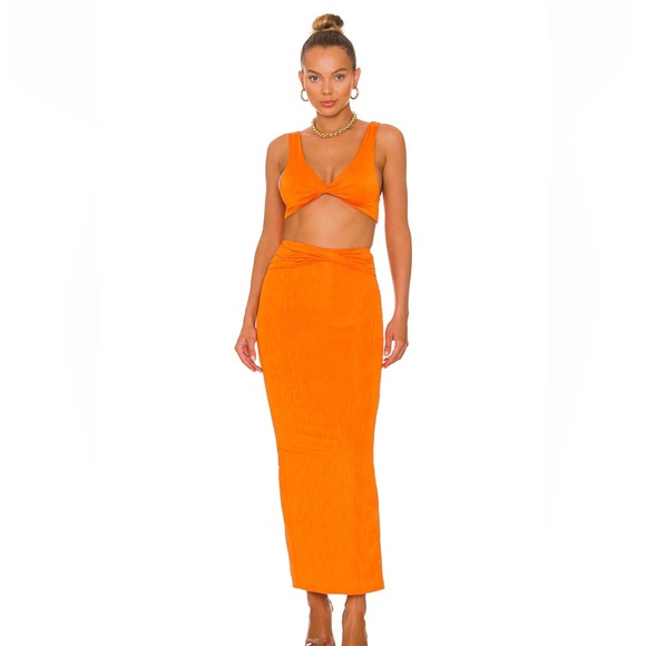 Joana Maxi dress in tangerine 🍊 - Picture 1 of 3